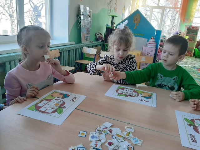 Развитие речи в игре "Мой, моя, моё, мои" Развитие речи в игре "Мой, моя, моё, мои".